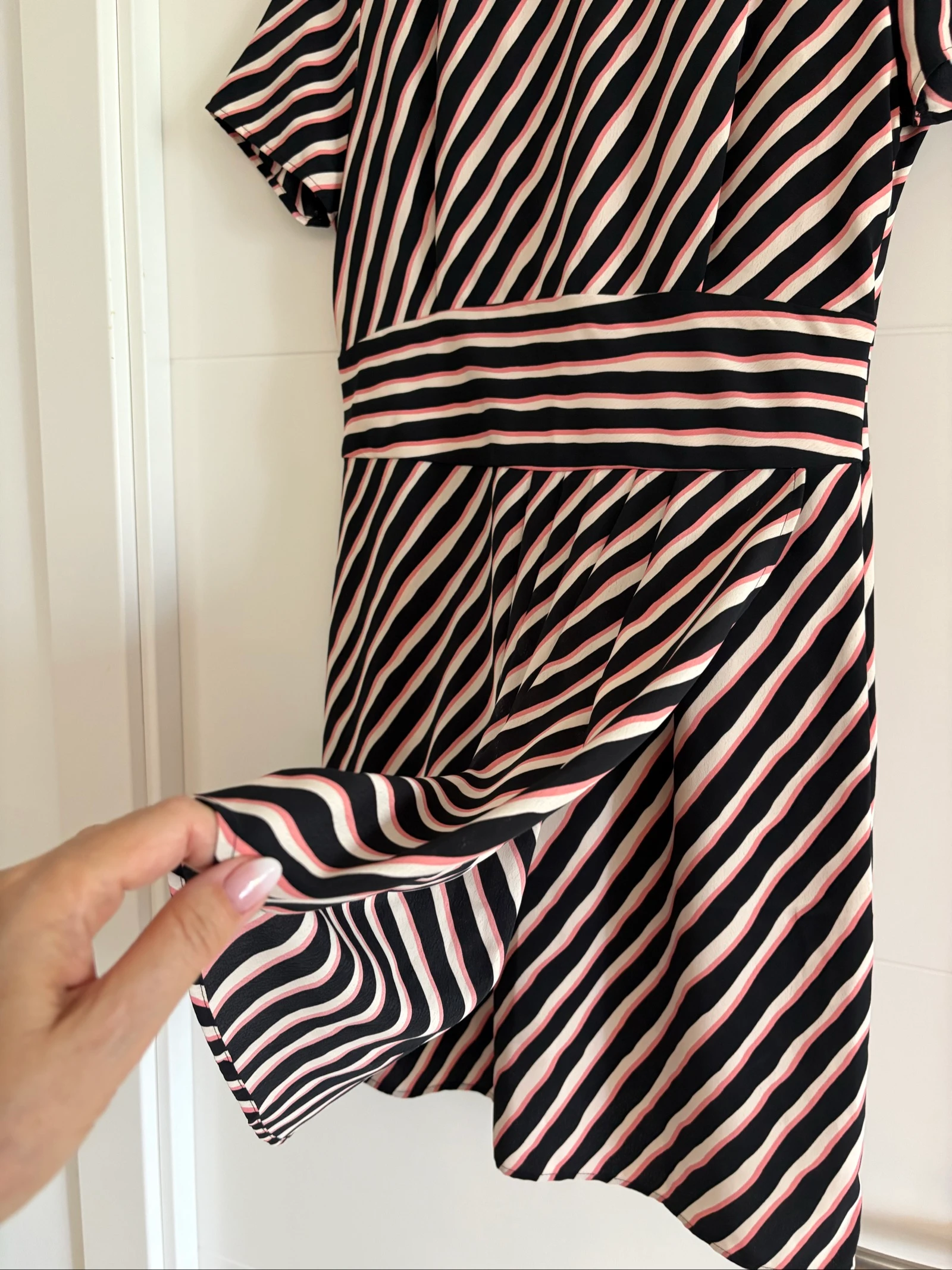 Robe Mango Suit rayée noire rose écrue – M – photo 3